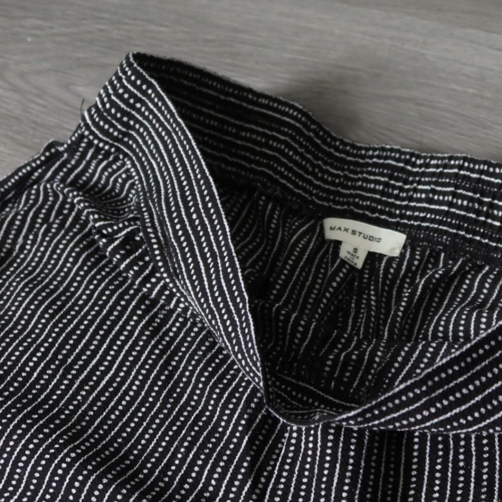 Wide leg patterned pants